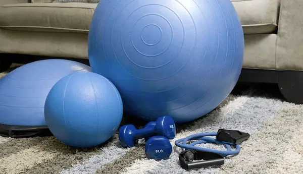 como fazer musculacao em casa
